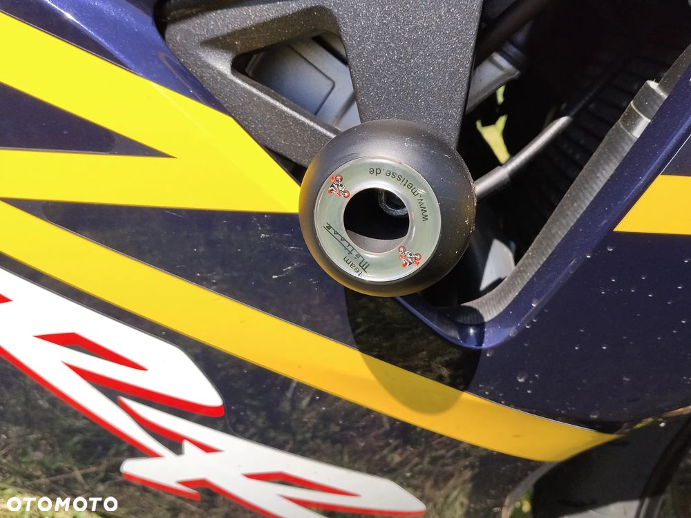Honda CBR - 13