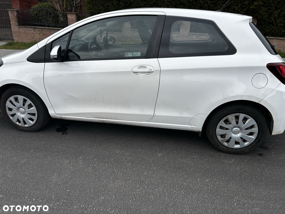 Toyota Yaris - 3