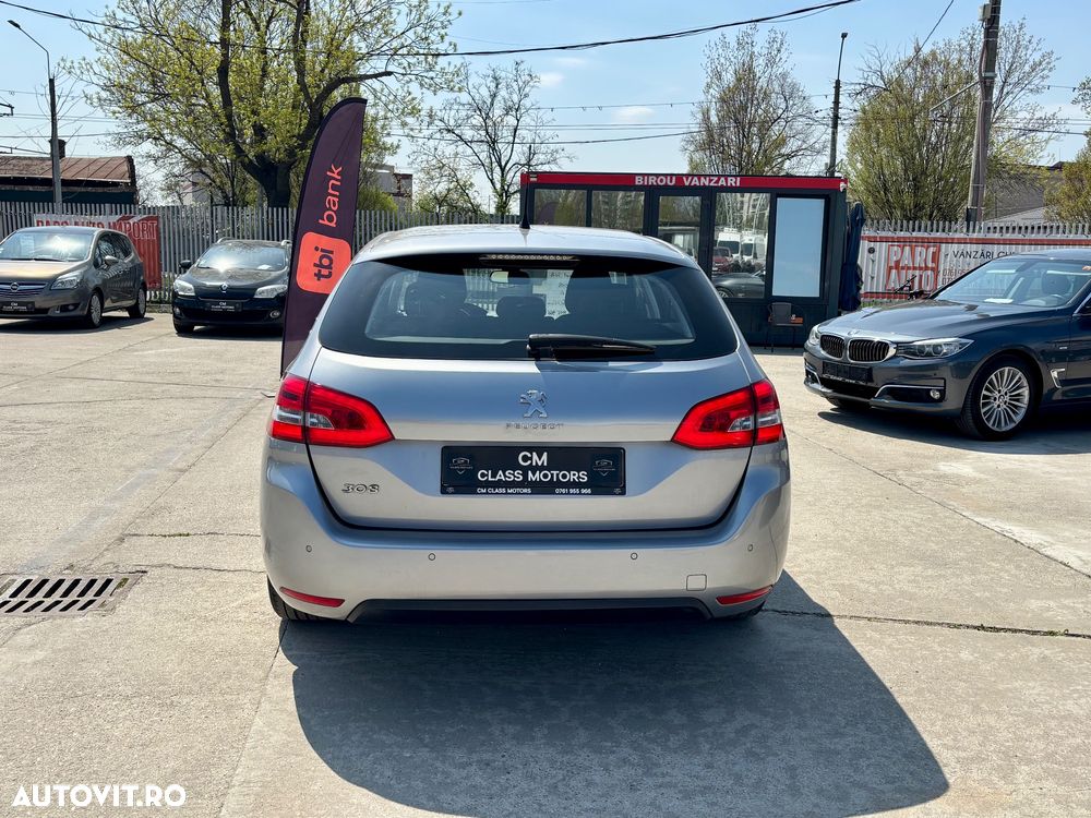 Peugeot 308 - 9