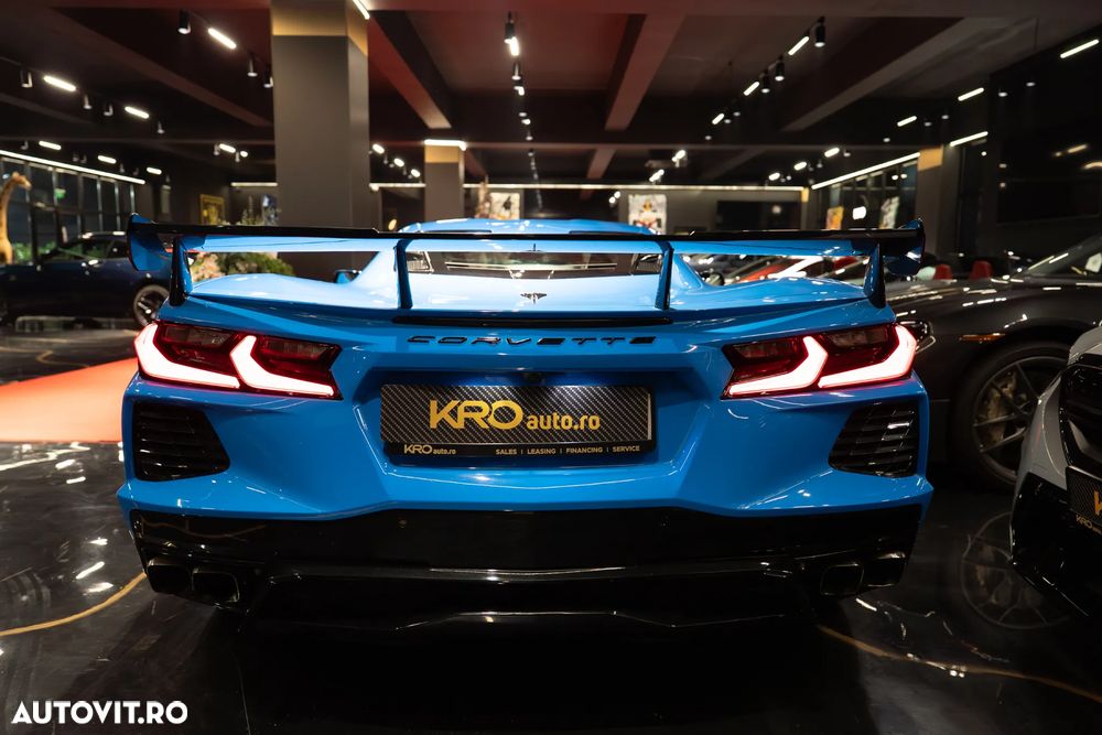 Chevrolet Corvette - 29