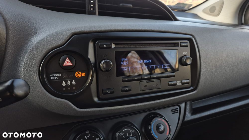 Toyota Yaris 1.5 Active - 26