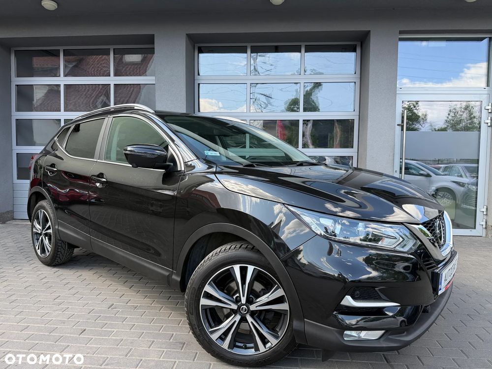 Nissan Qashqai 1.3 DIG-T N-Connecta DCT - 1