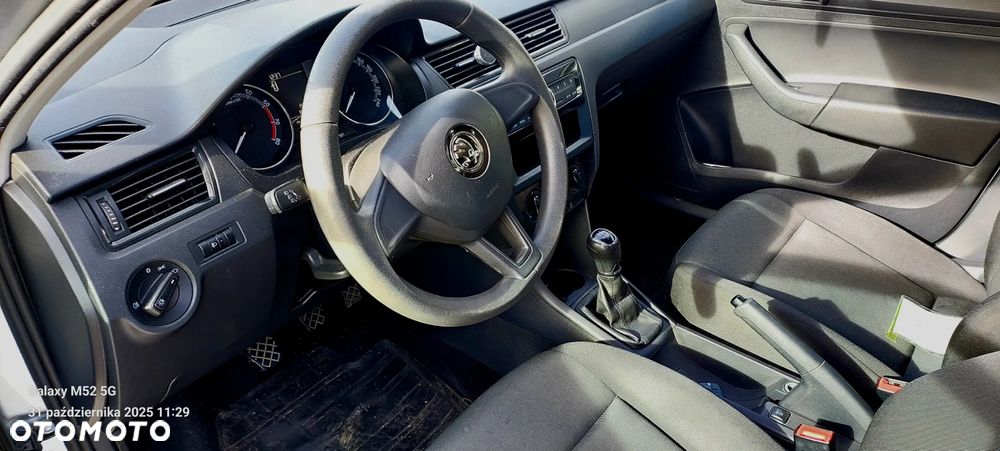 Skoda RAPID Spb 1.0 TSI Active - 9