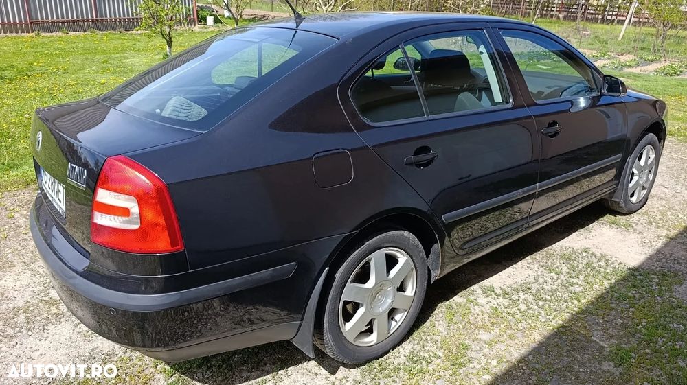 Skoda Octavia 1.6 Trend - 4