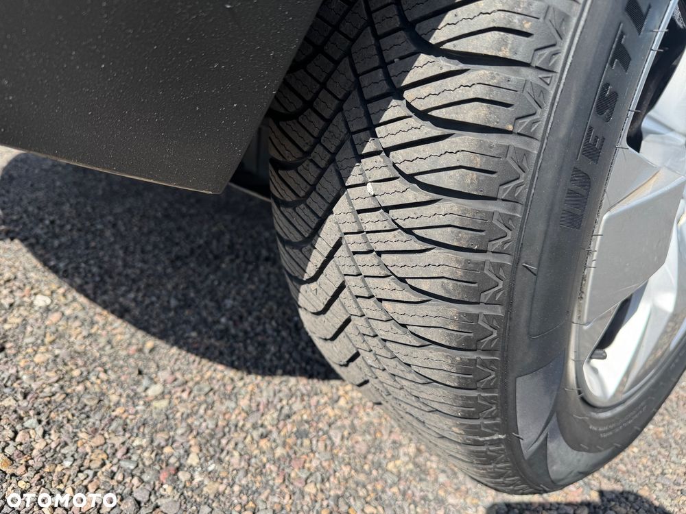 Volvo XC 40 - 23