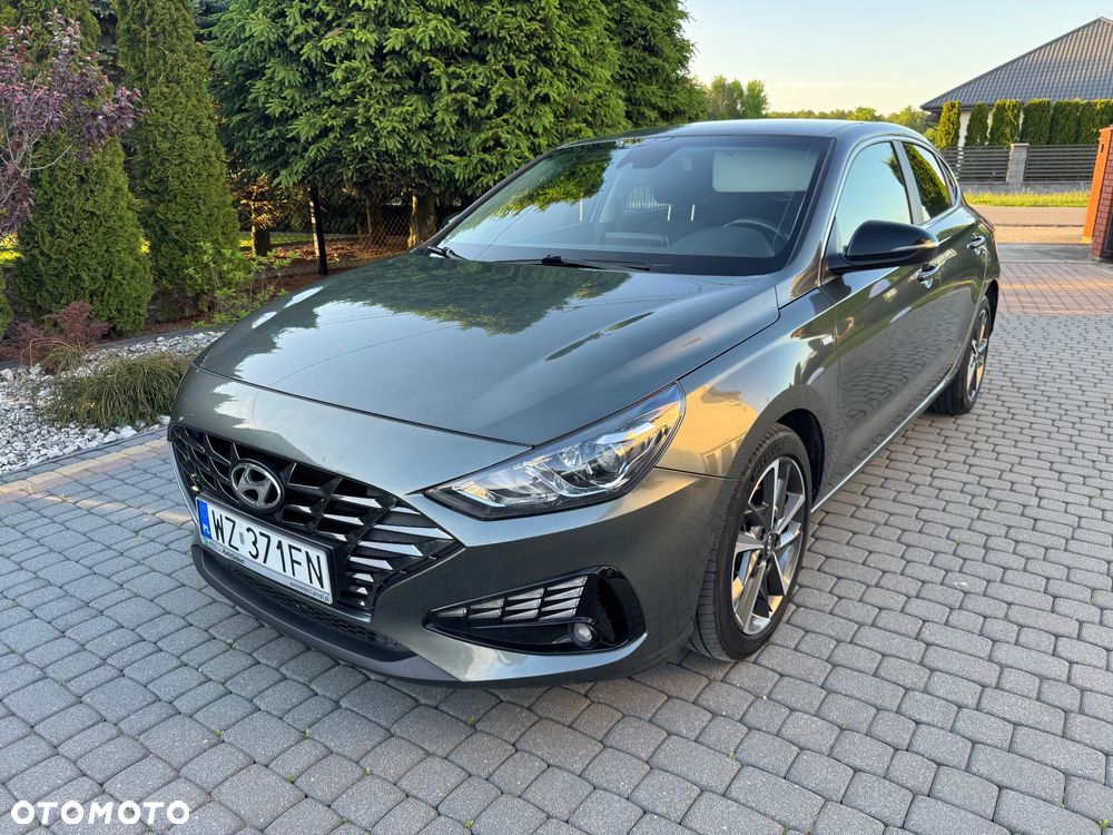Hyundai i30 1.5 T-GDI 48V Comfort DCT - 2