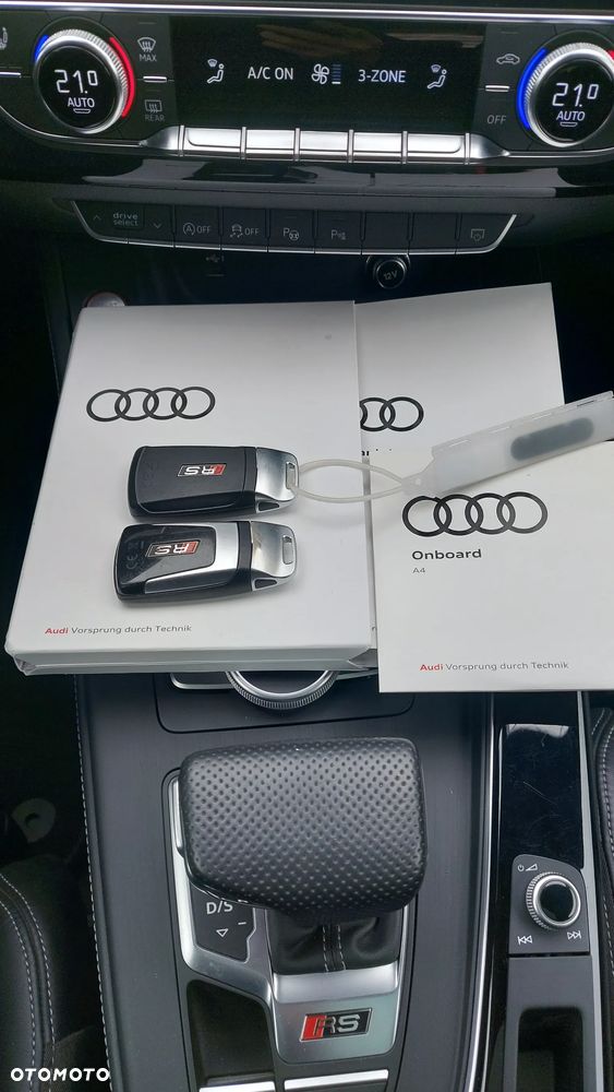 Audi RS4 Avant Avant quattro tiptronic - 33