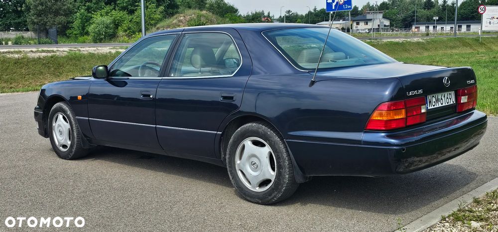 Lexus LS - 8