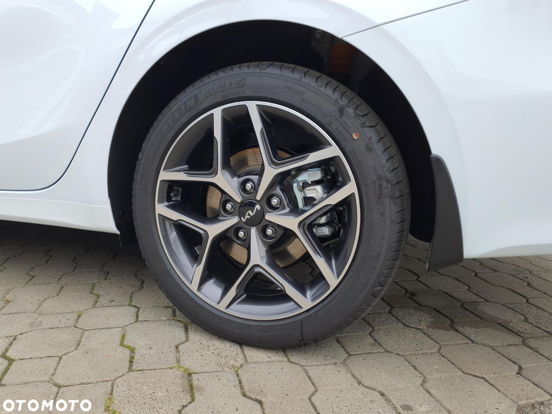 Kia Ceed - 15