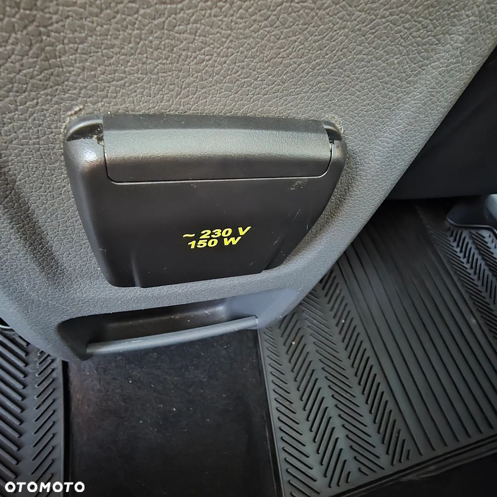 Ford Kuga 2.0 TDCi 4x4 Titanium - 20