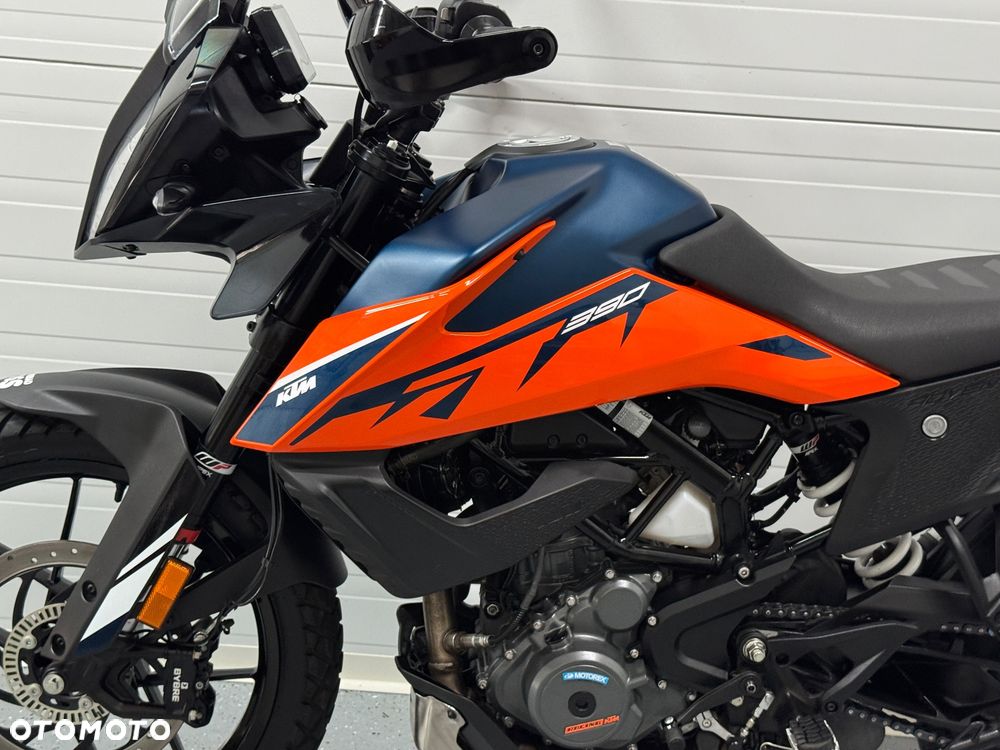 KTM Adventure 390 - 23