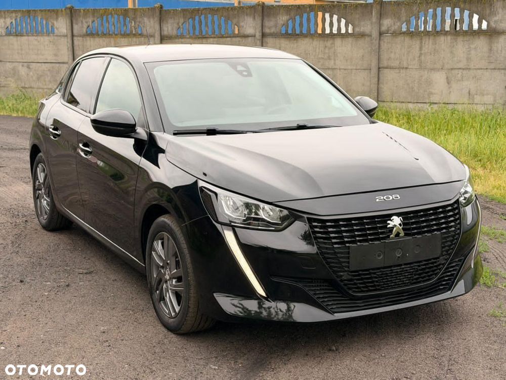 Peugeot 208 - 16