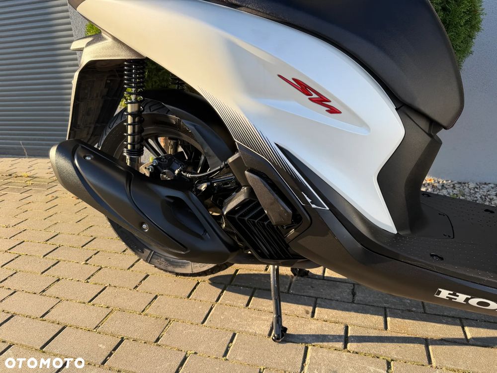 Honda SH - 16