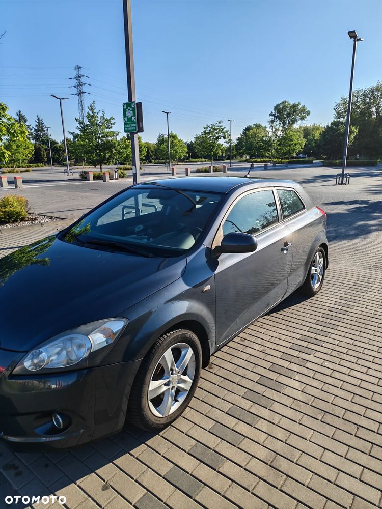 Kia Ceed 1.6 Crdi Comfort + - 6