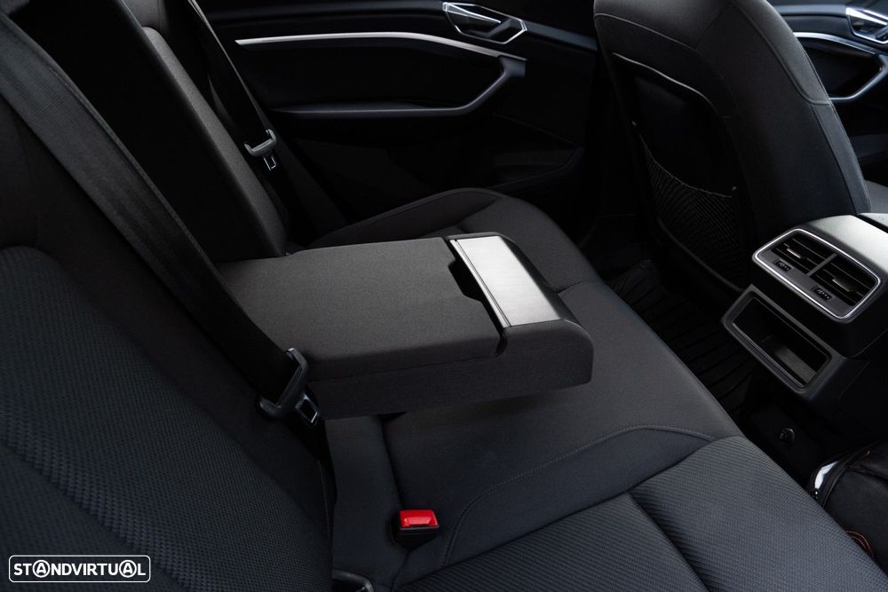 Audi e-tron Sportback 55 quattro Advanced - 34