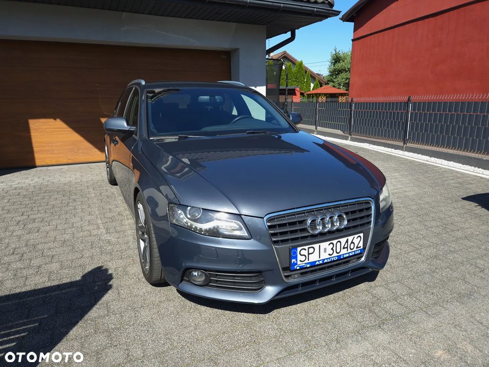 Audi A4 Avant - 11