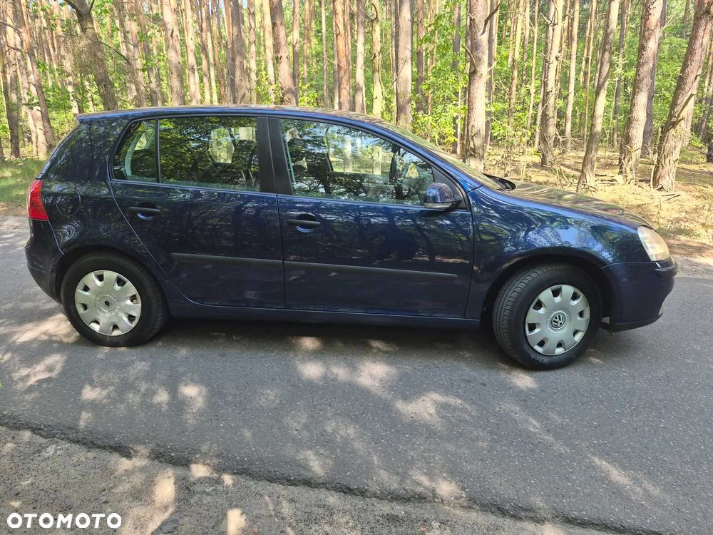 Volkswagen Golf - 4