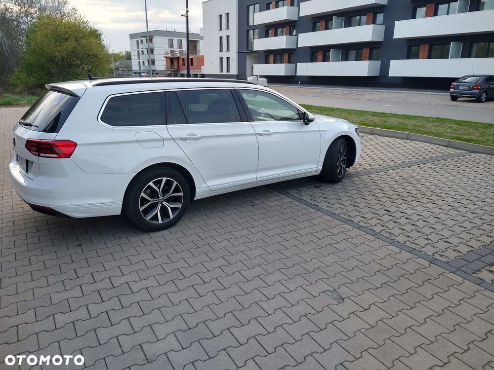 Volkswagen Passat - 7