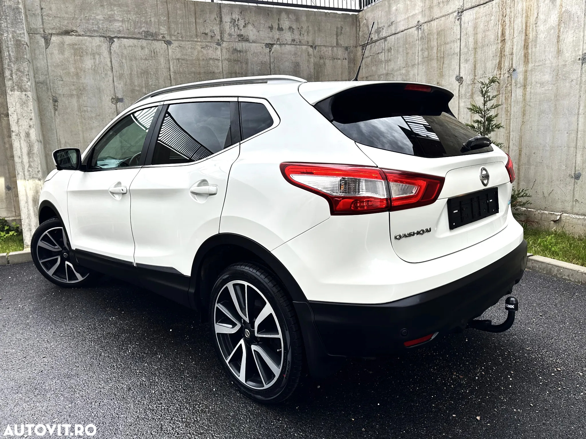 Nissan Qashqai 1.5 DCI TEKNA - 4