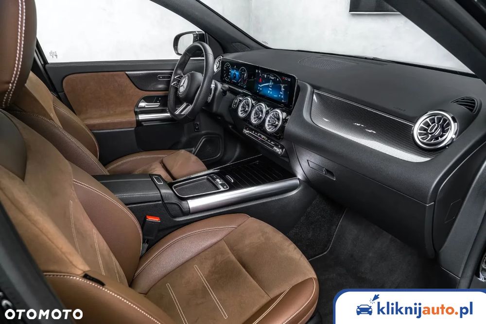 Mercedes-Benz GLA 200 AMG Line - 5