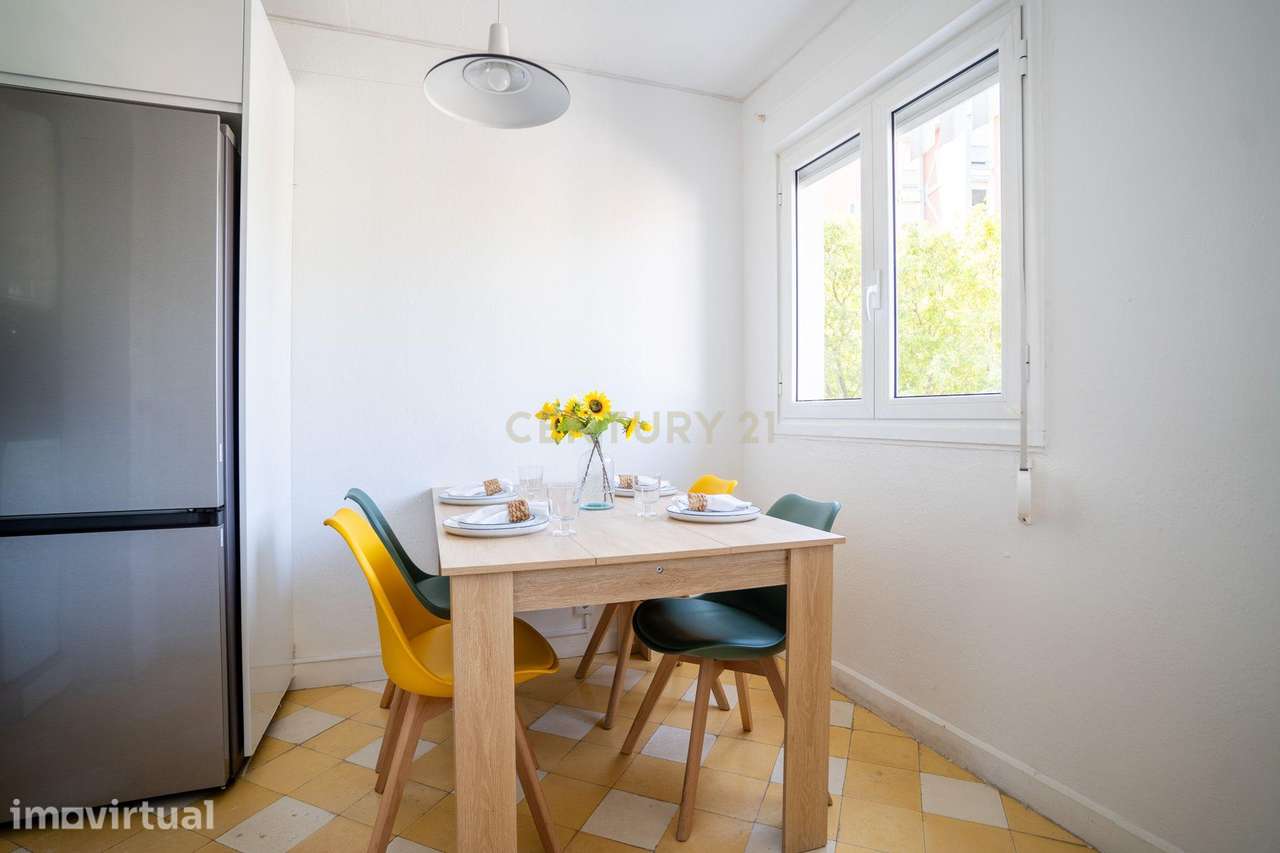 Apartamento T2 remodelado nos Olivais para arrendamento - Grande imagem: 3/22