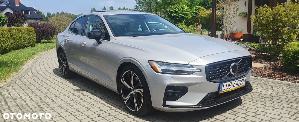 Volvo S60 B5 B AWD Plus Dark - 2