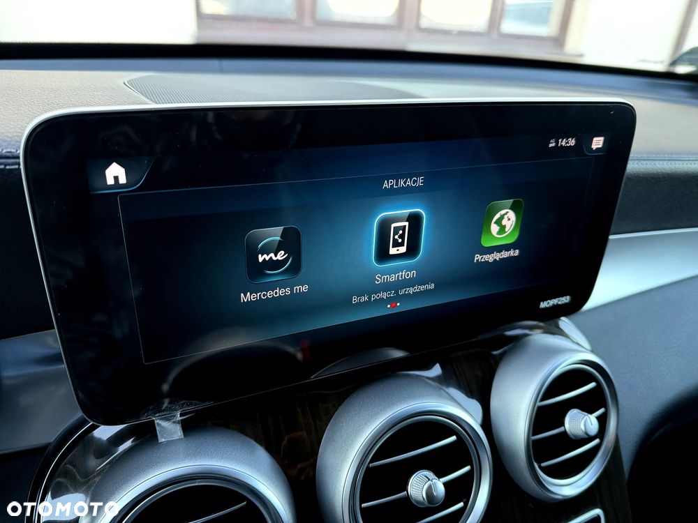 Mercedes-Benz GLC - 21