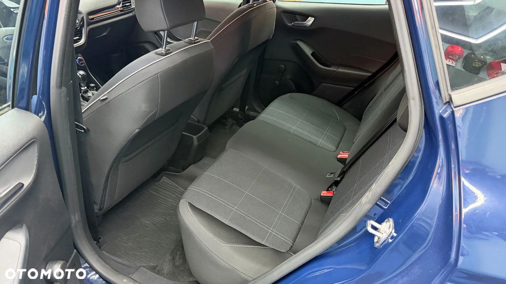 Ford Fiesta - 11