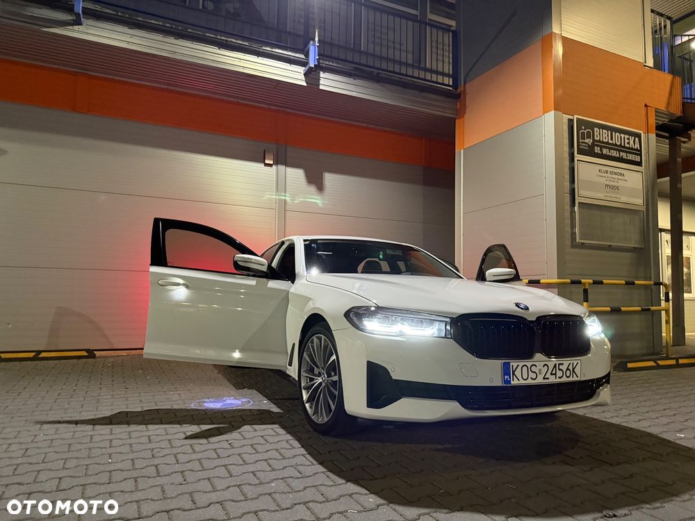 BMW Seria 5 530i GPF Luxury Line - 4