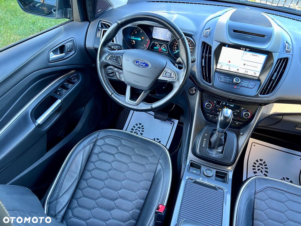 Ford Kuga 2.0 TDCi 4x4 Vignale - 28