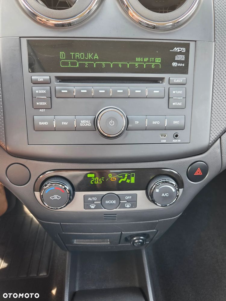 Chevrolet Aveo 1.4 16V LT - 17