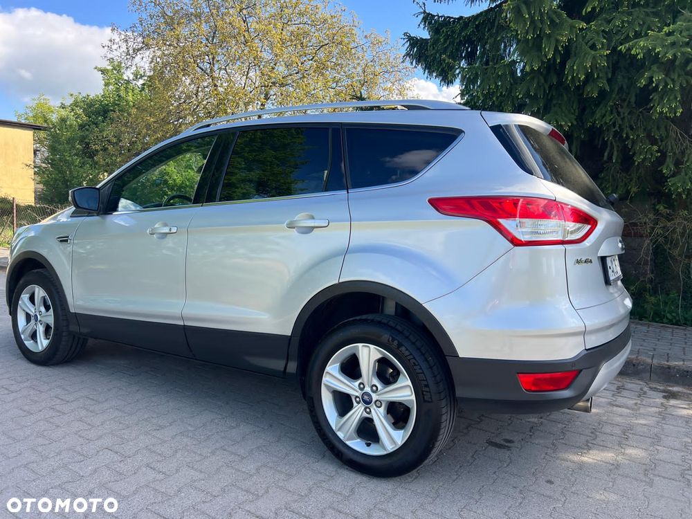 Ford Kuga 1.5 EcoBoost 2x4 Titanium - 28
