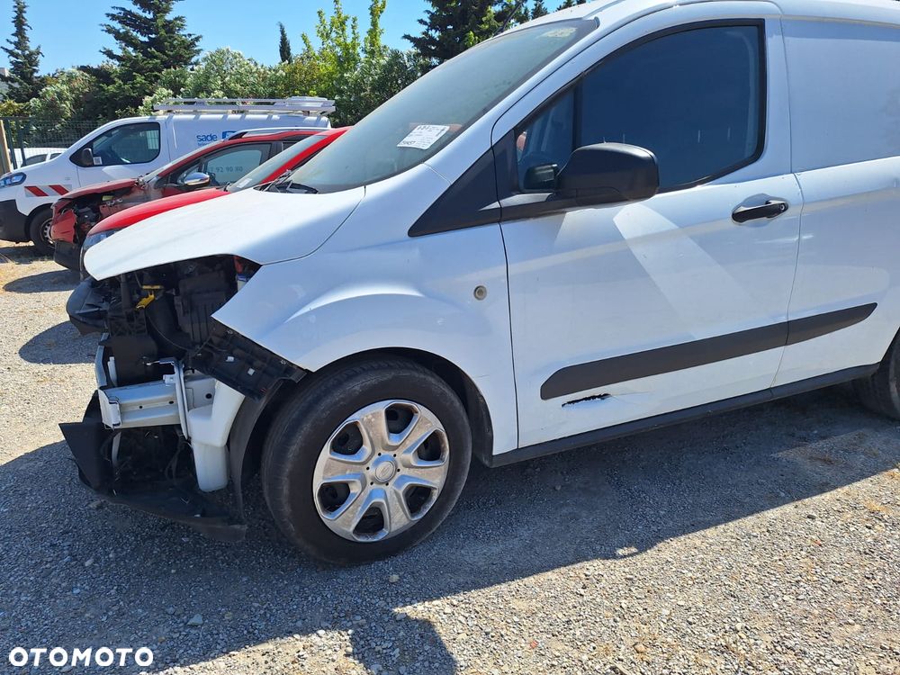Ford Transit courier - 9