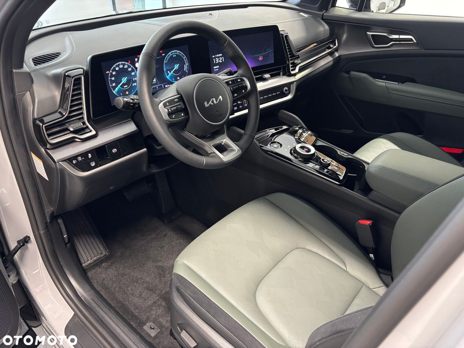Kia Sportage 1.6 T-GDI HEV Anniversary 2WD - 16