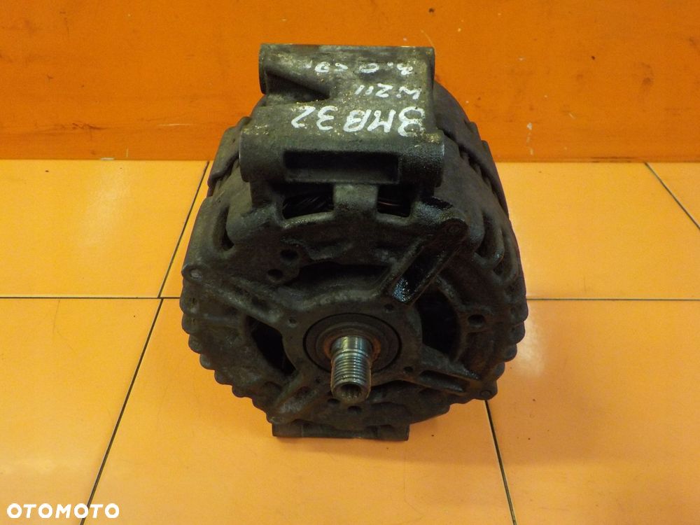 MERCEDES W211 W219 3.0 CDI V6 07r 642 alternator A0131546402 - 2