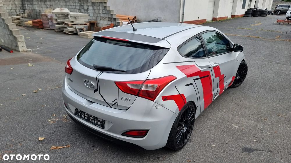 Hyundai i30 1.6 GDI BlueDrive Classic + - 18