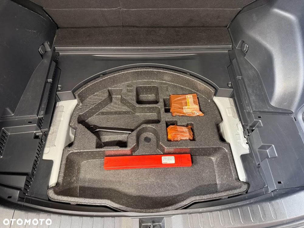Toyota RAV4 2.5 Hybrid Executive 4x4 - 32