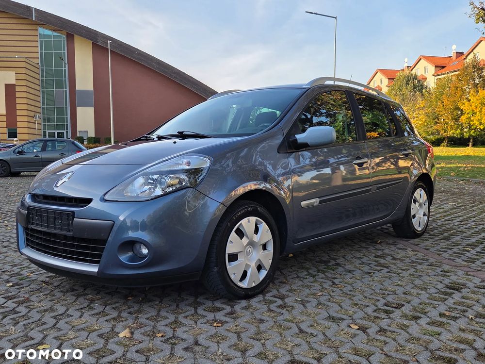 Renault Clio - 1