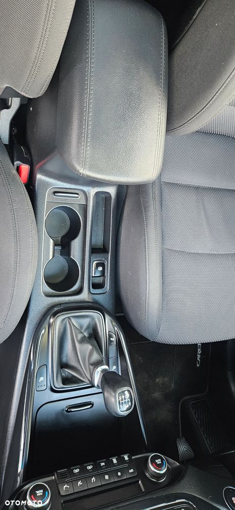 Kia Carens 1.7 CRDi 136 Dream Team Edition - 17