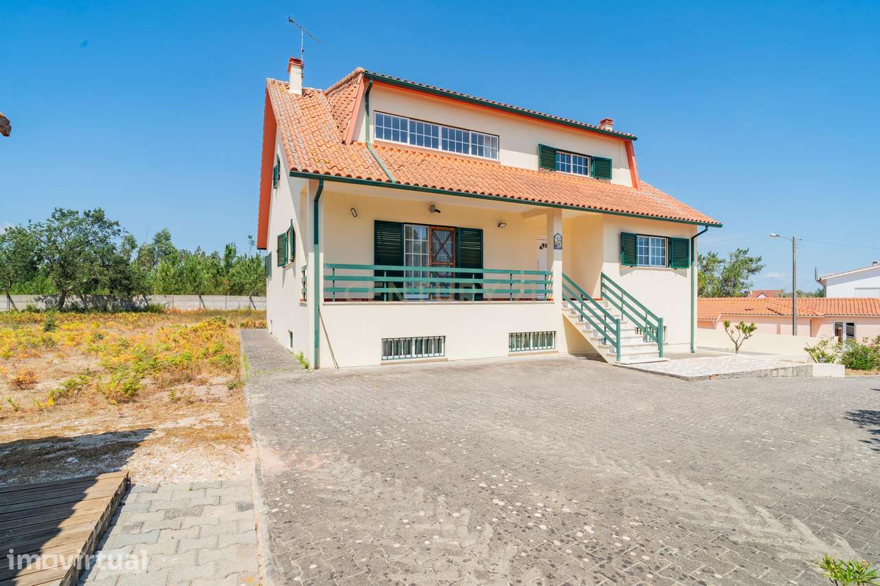 Espetacular Moradia T7 em Coimbrão, Leiria - 398.500€ - Grande imagem: 2/60