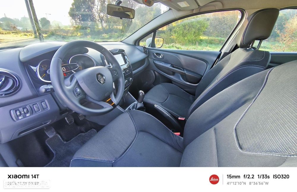 Renault Clio 1.2 16V 75 Collection - 18