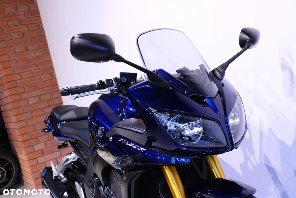Yamaha FZ - 13