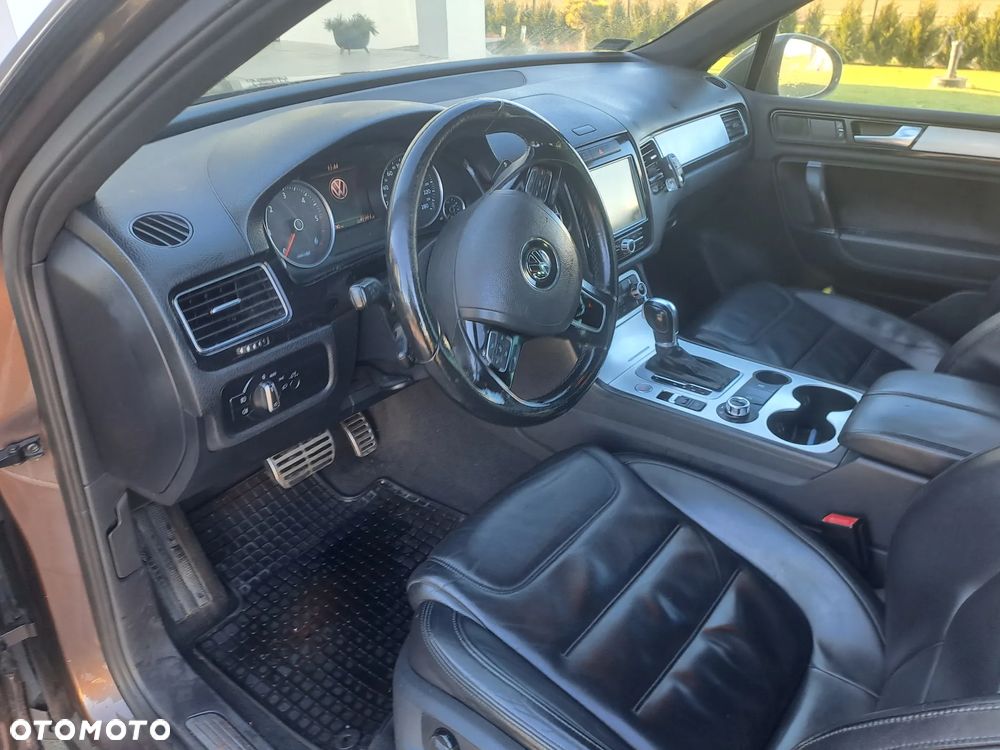 Volkswagen Touareg 3.0 V6 TDI BMT - 4