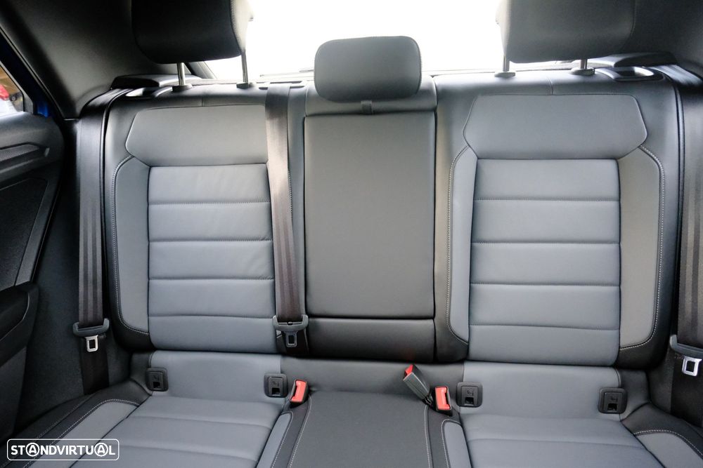 VW T-Roc 1.5 TSI Black Style DSG - 11