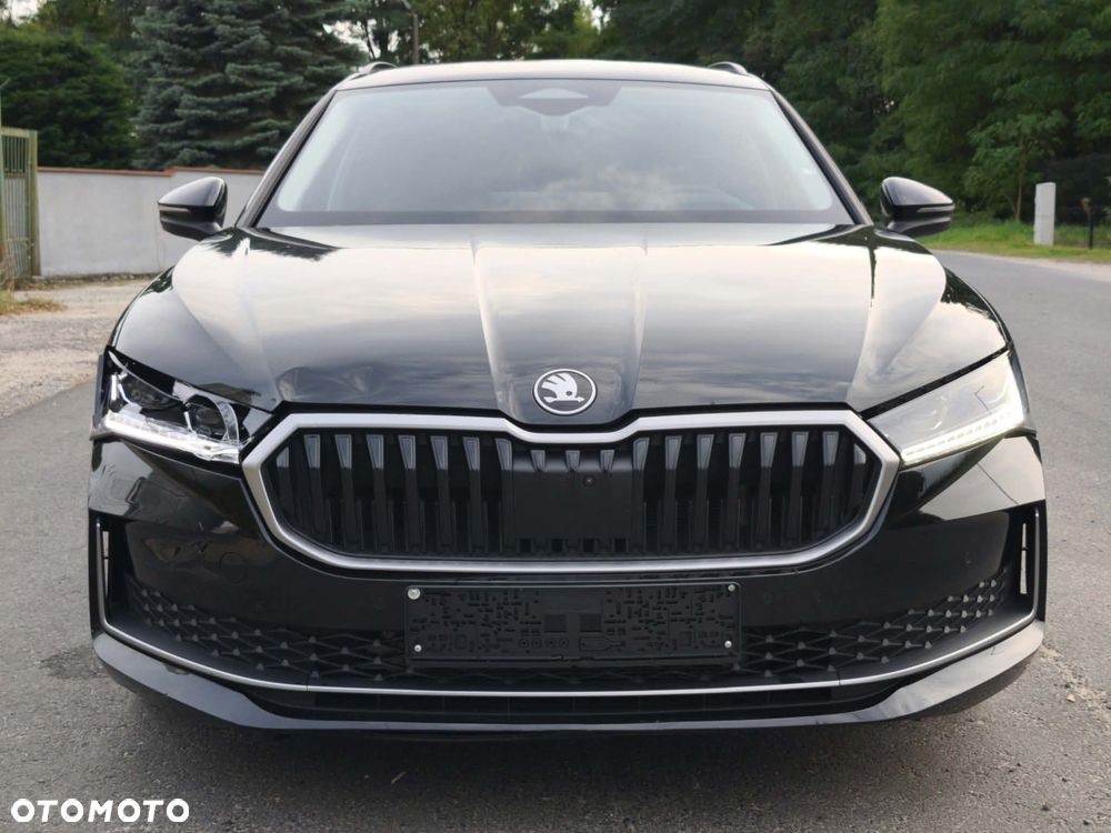 Skoda Superb 2025 photo 2