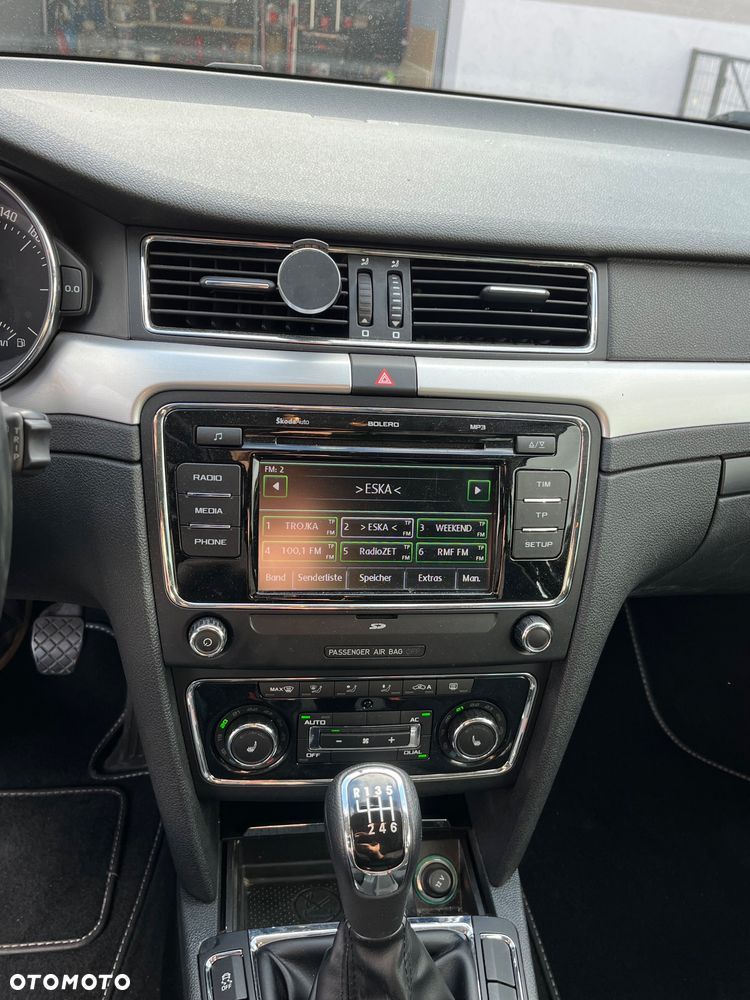 Skoda Superb 1.8 TSI FAMILY - 14