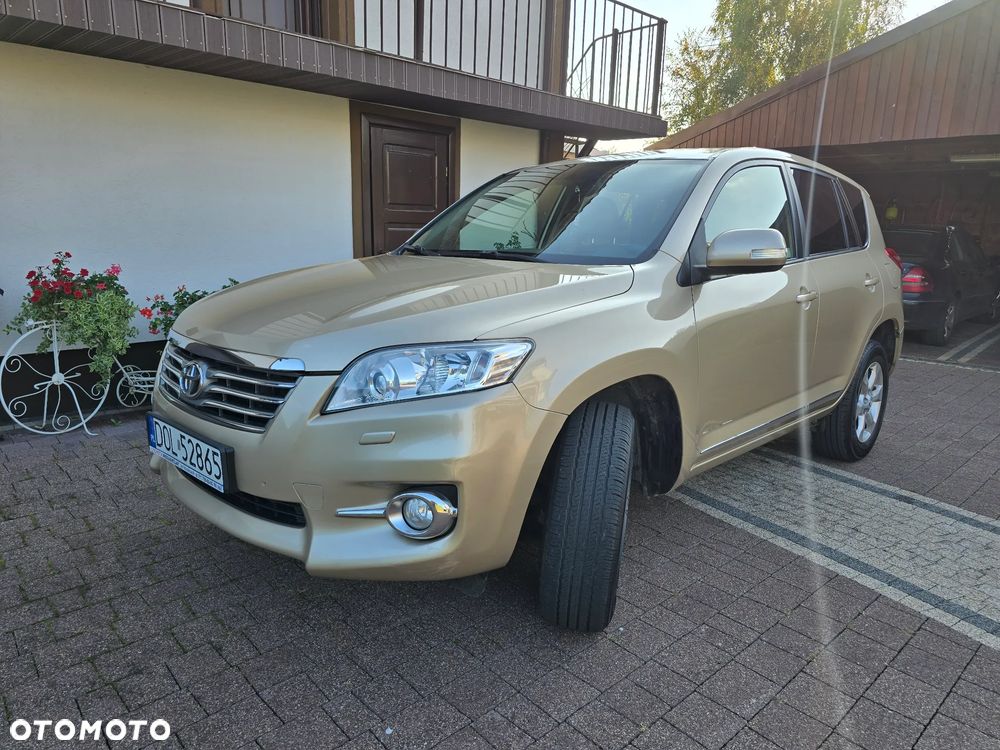 Toyota RAV4 - 2