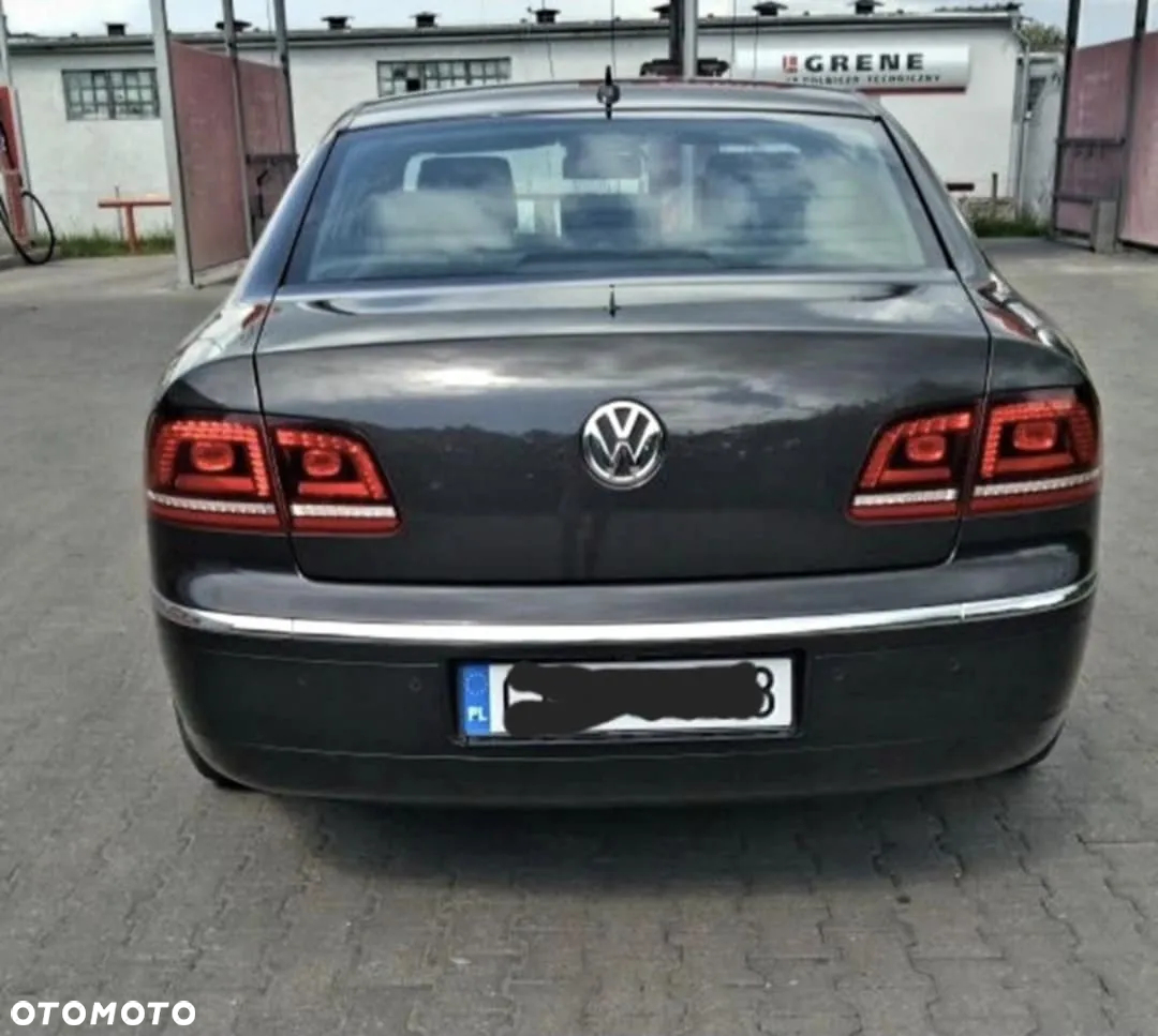 Volkswagen Phaeton - 4