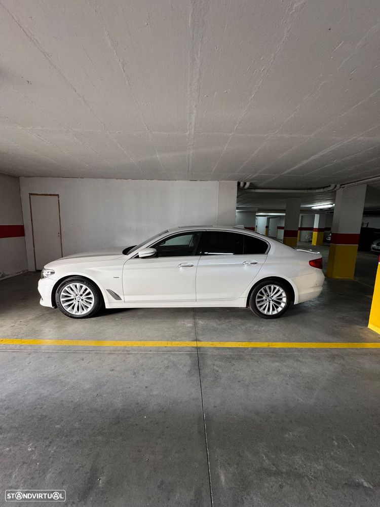 BMW 520 d Line Luxury Auto - 1