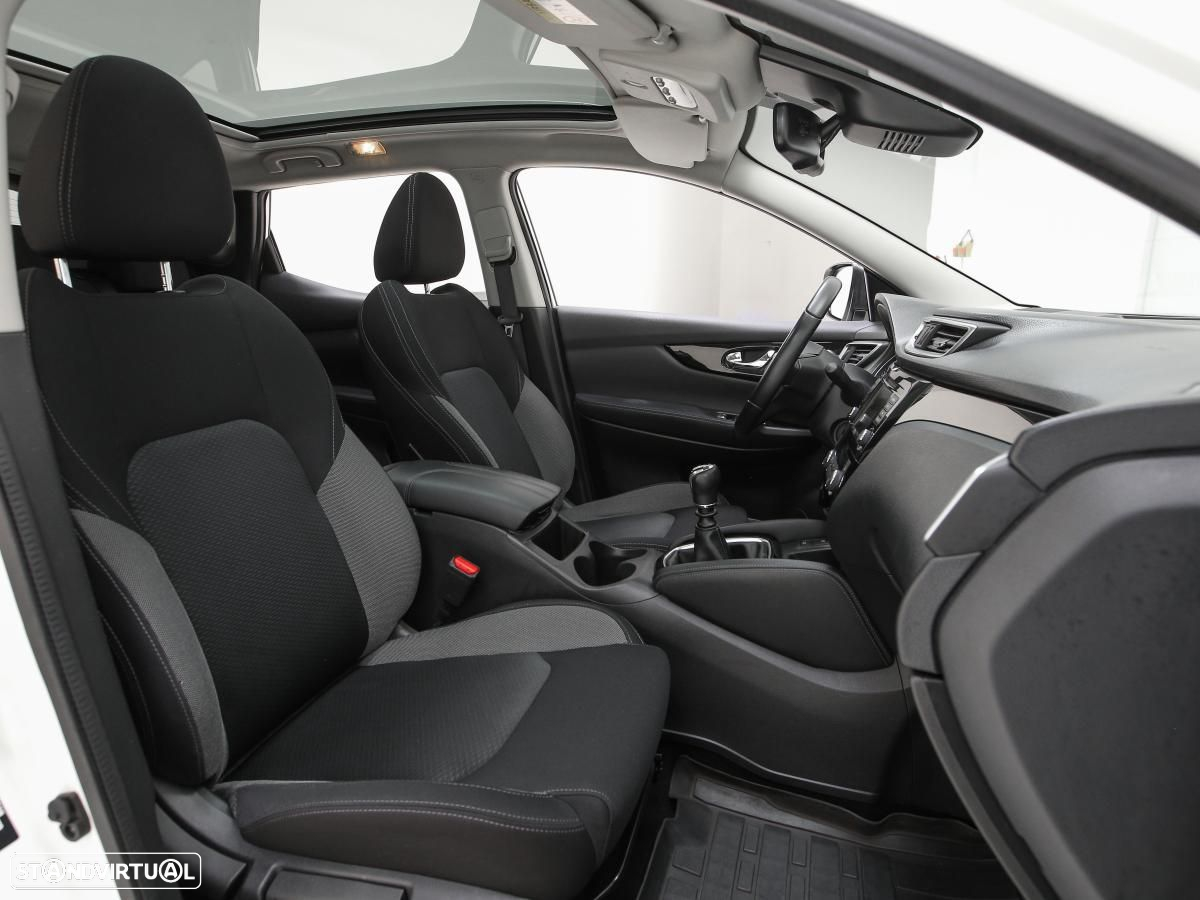 Nissan Qashqai 1.5 dCi N-Connecta - 14